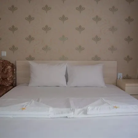 Gloria 2* 内塞伯尔