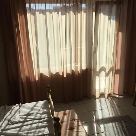 Casa de hóspedes Gloria 2*