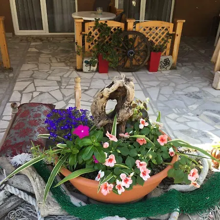 Gloria Guest house