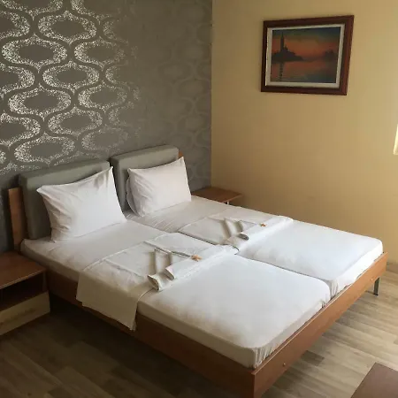 Gloria Casa de hóspedes 2*